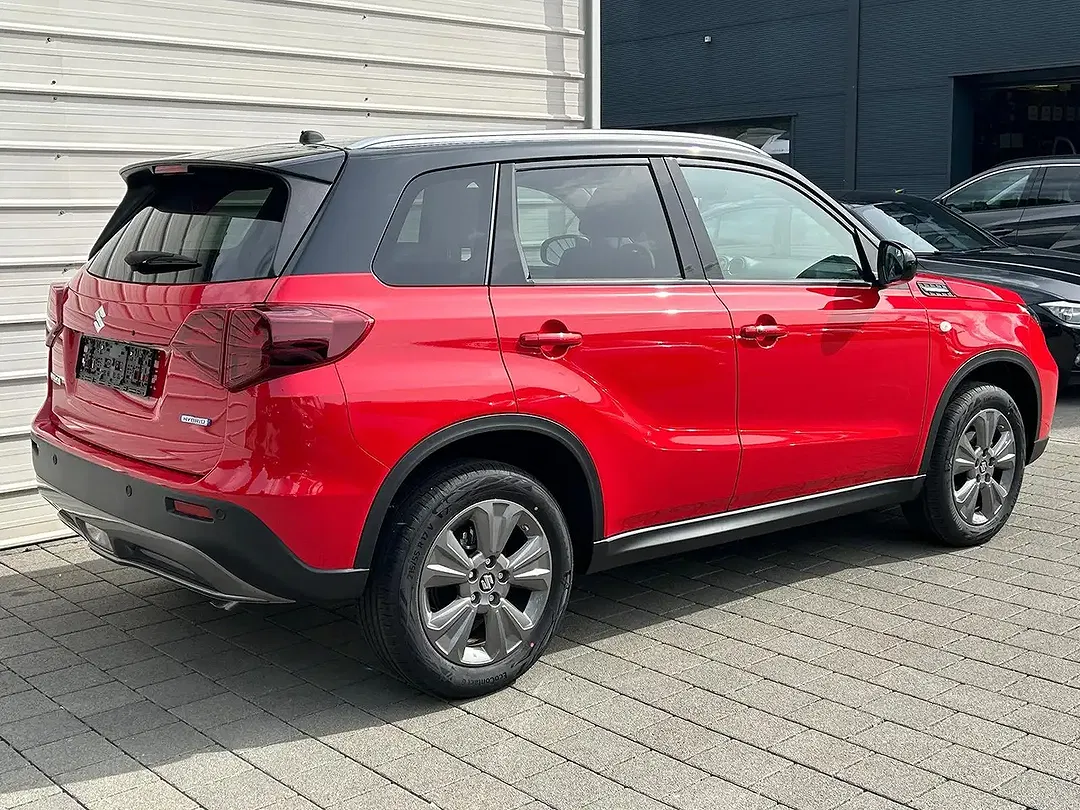 Suzuki Vitara MHEV 1.4 4x4 GL+ Comfort - Thumbnail 4