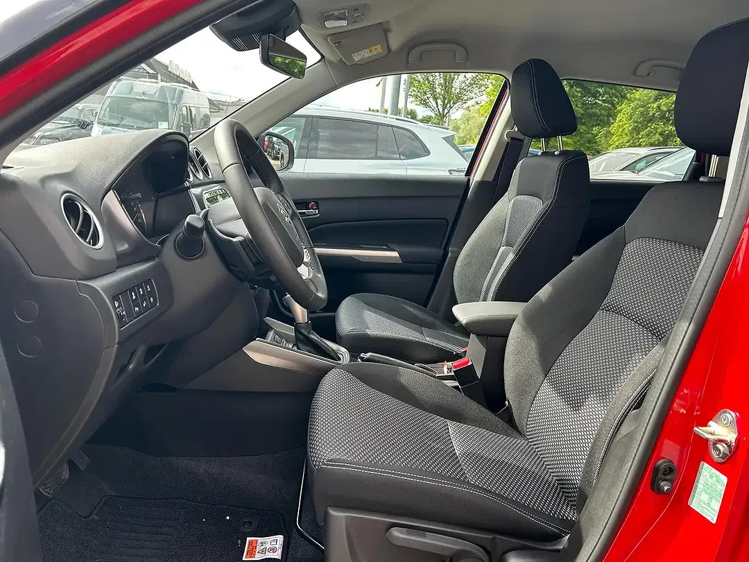 Suzuki Vitara MHEV 1.4 4x4 GL+ Comfort - Thumbnail 7