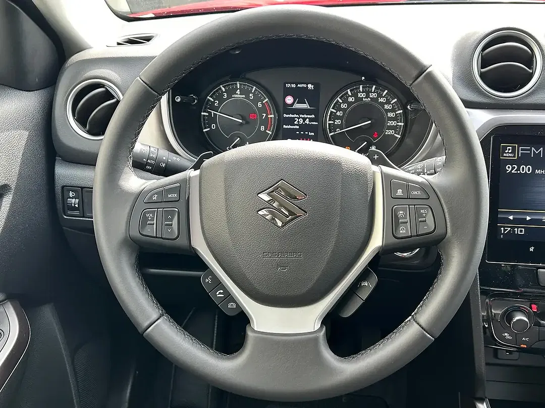 Suzuki Vitara MHEV 1.4 4x4 GL+ Comfort - Thumbnail 9