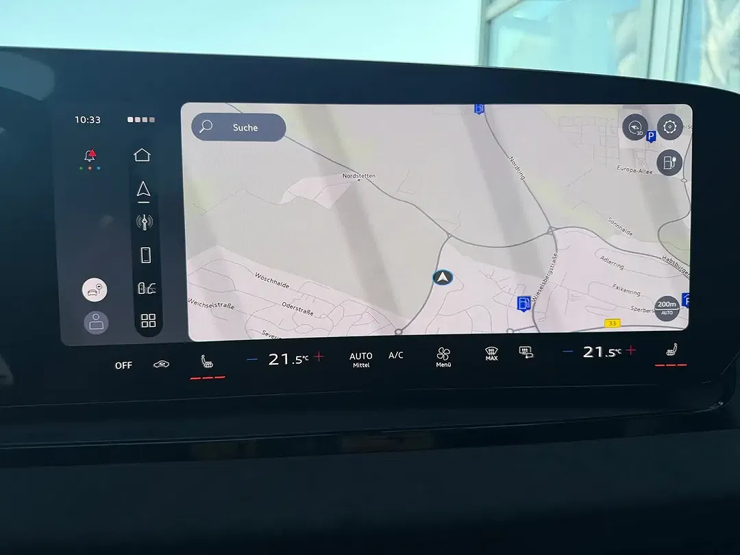 Audi Q6 e-tron quattro S line - Thumbnail 13