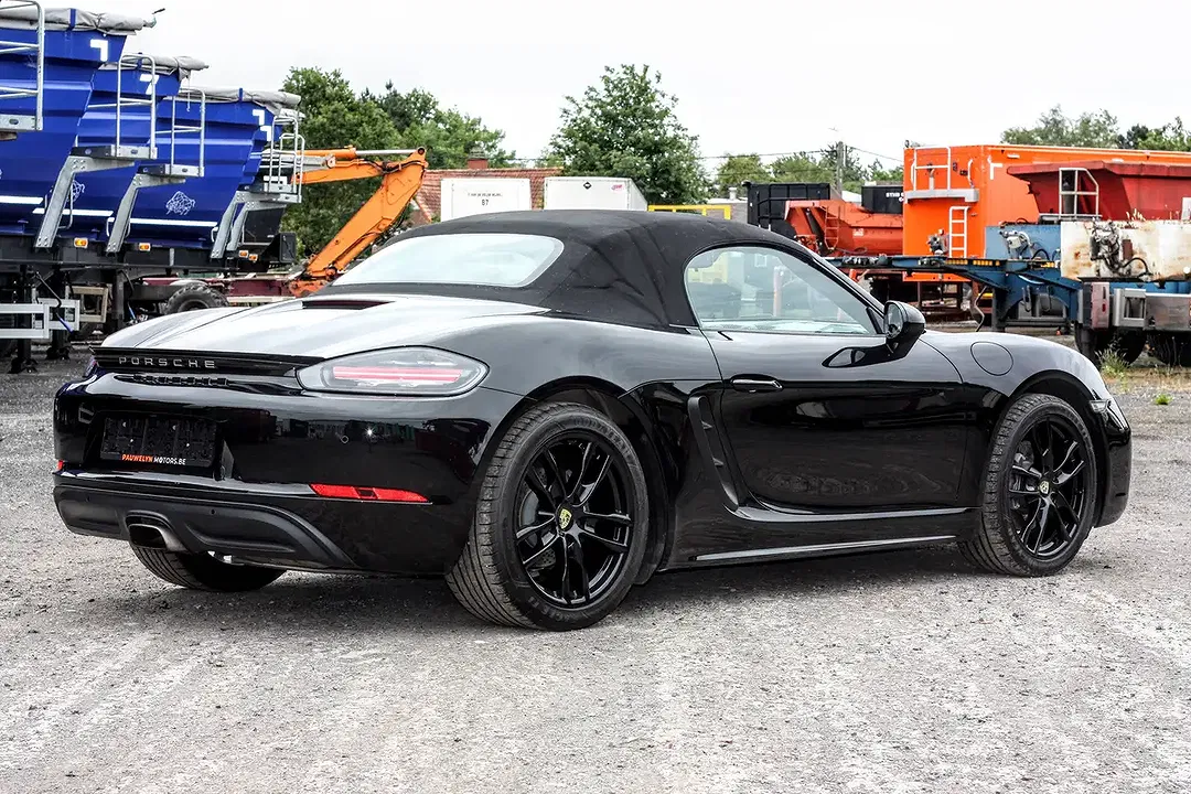 Porsche 718 PDK PCCB Cabriolet - Thumbnail 3