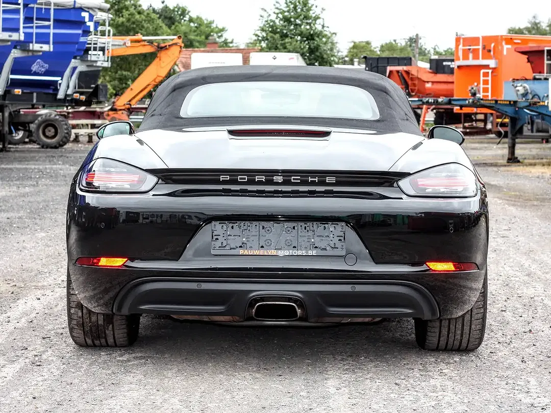 Porsche 718 PDK PCCB Cabriolet - Thumbnail 4