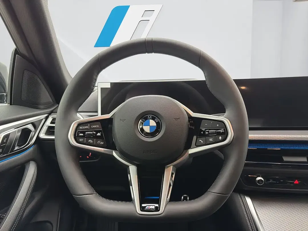 BMW i4 xDrive Sport Pro - Thumbnail 14
