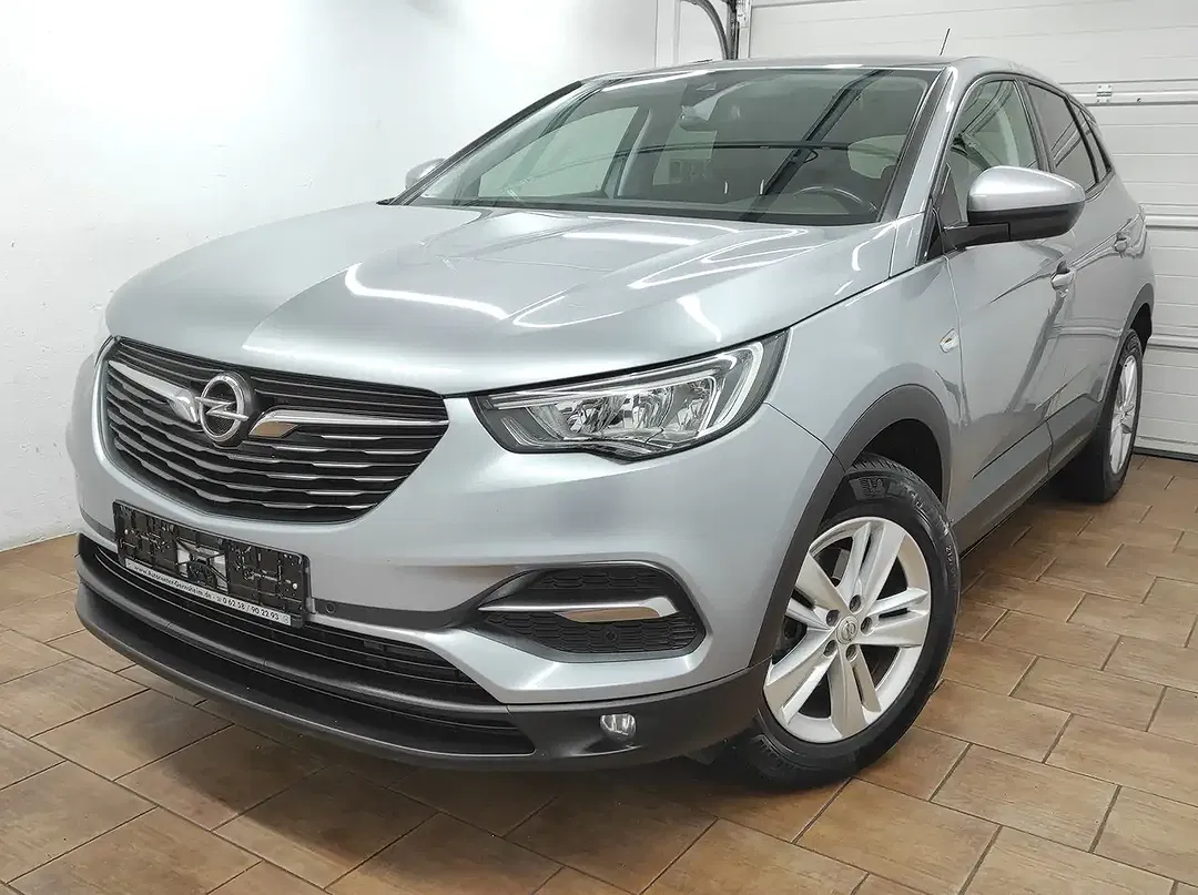 Opel Grandland X 1.5 - foto 1