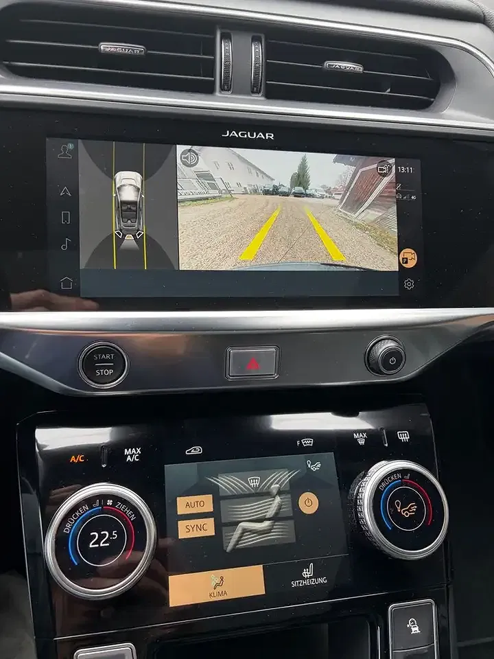Jaguar I-Pace R-Dynamic HSE Edition - Thumbnail 7