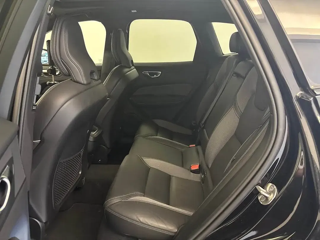 Volvo XC60 B5 - Thumbnail 10