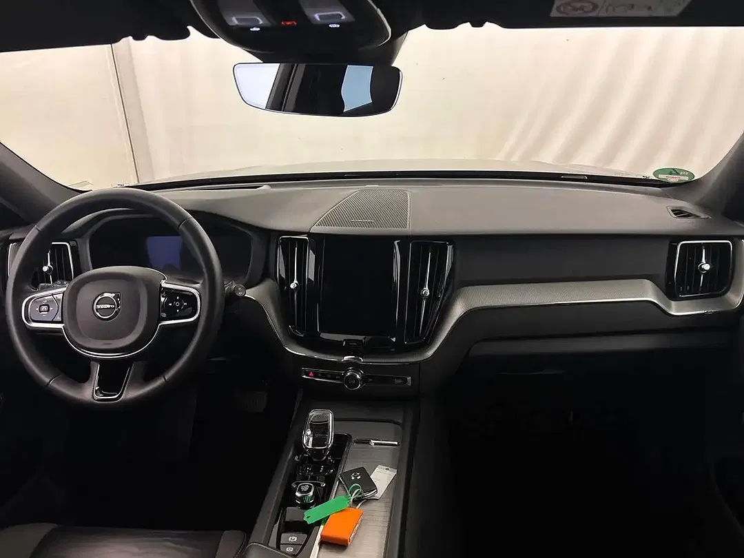 Volvo XC60 B5 - Thumbnail 5