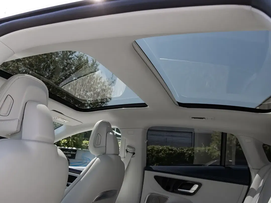 Mercedes-Benz EQE 300 EQ - Thumbnail 10