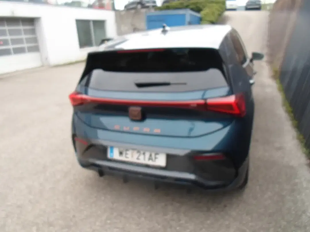 CUPRA Born - Thumbnail 6