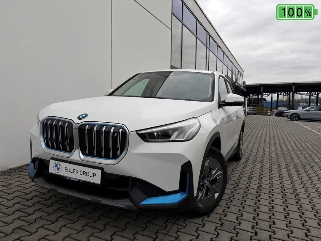 BMW iX1 xDrive - Afbeelding 1