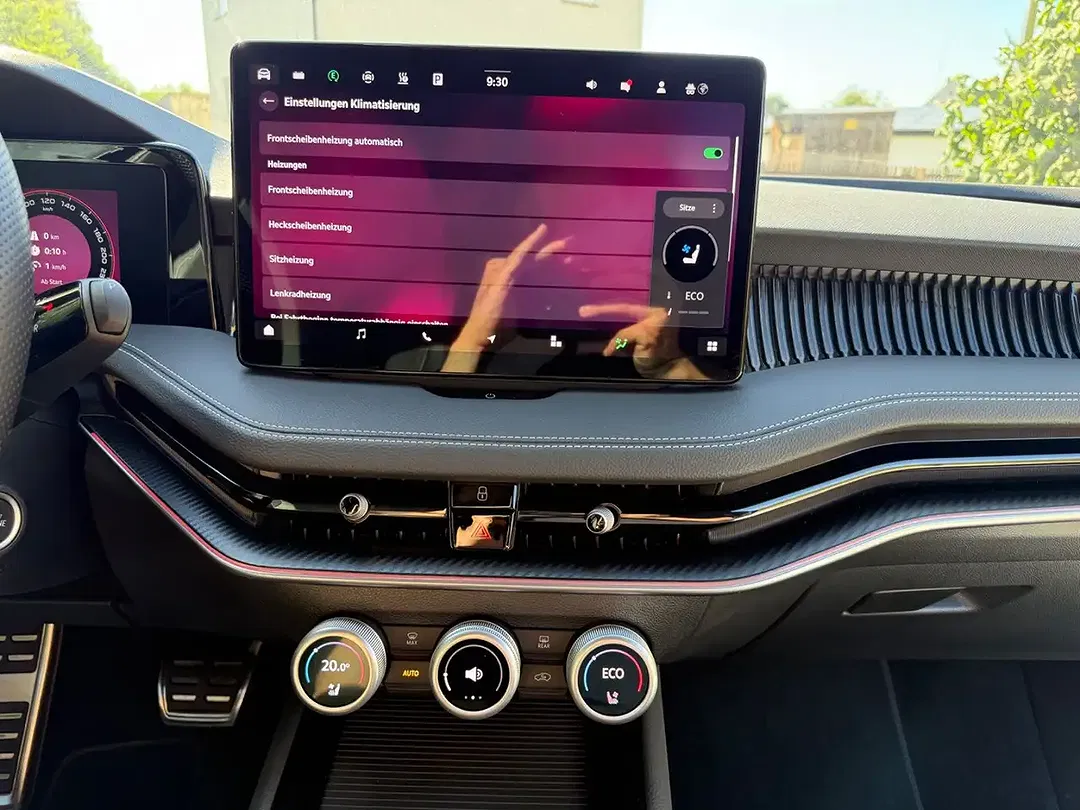 Skoda Superb 1.5 TSI iV Combi Sportline - Thumbnail 25