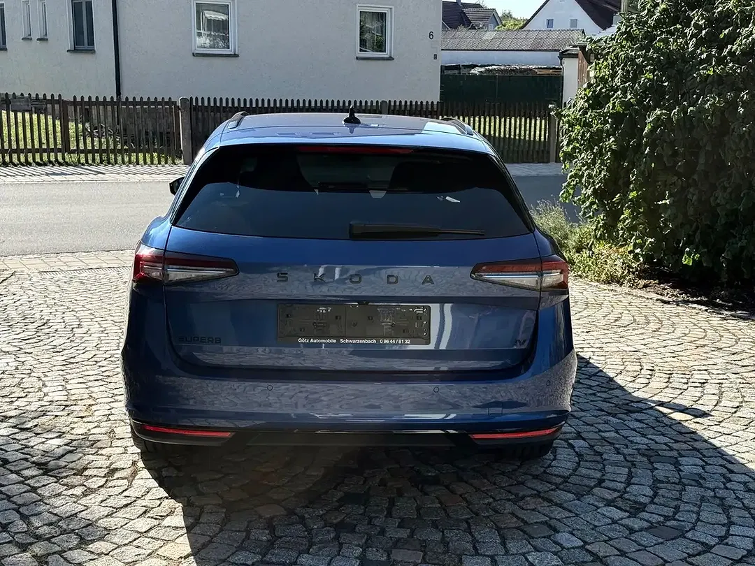 Skoda Superb 1.5 TSI iV Combi Sportline - Thumbnail 5