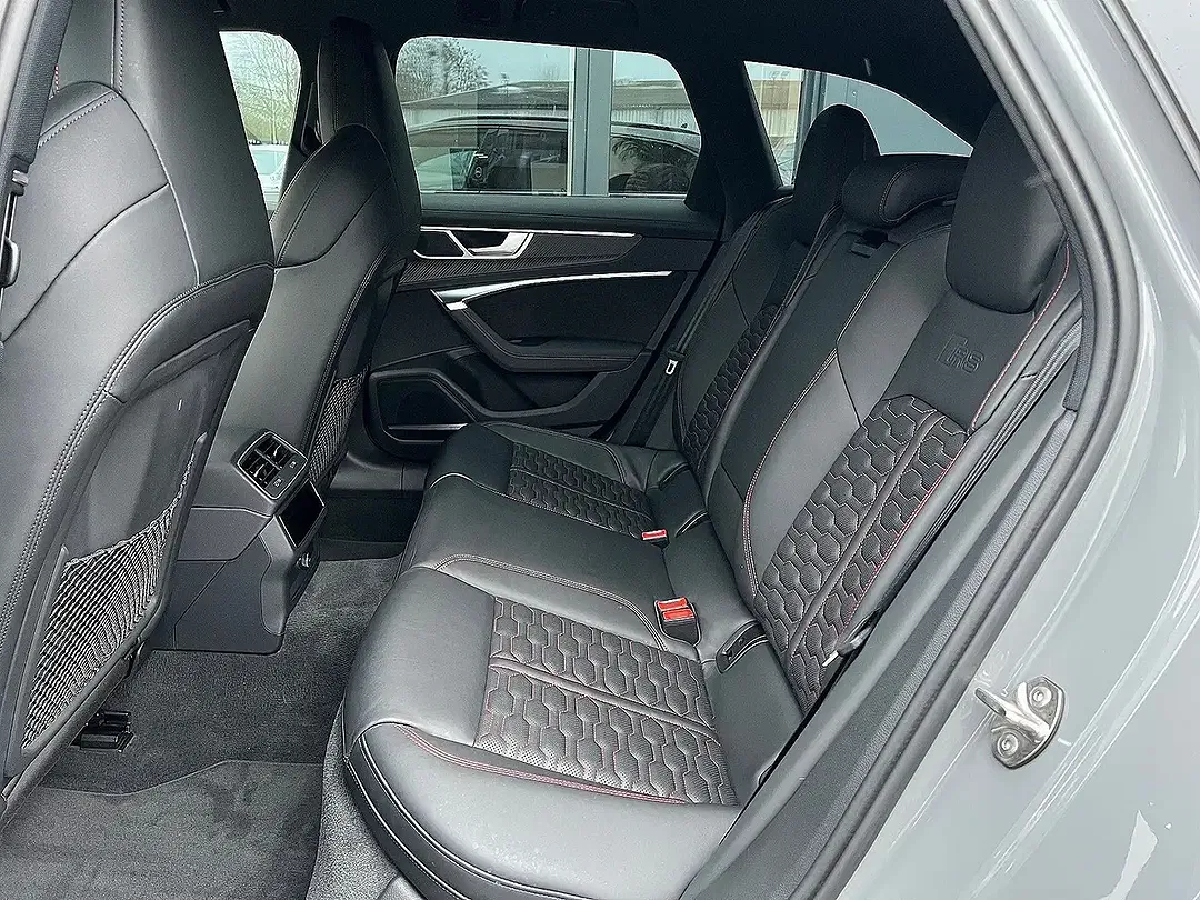 Audi RS6 4.0 TFSI quattro RS Avant - Thumbnail 5