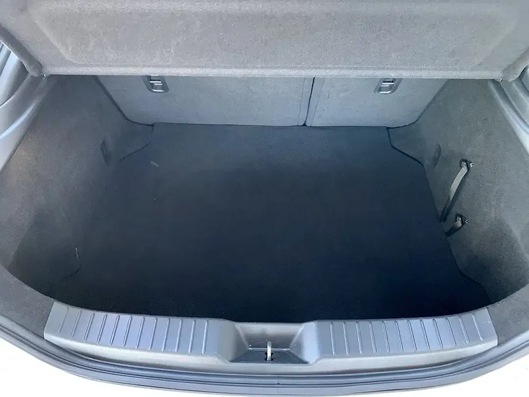 Mazda 3 Selection - Thumbnail 9