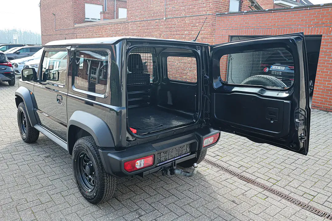 Suzuki Jimny - Thumbnail 19