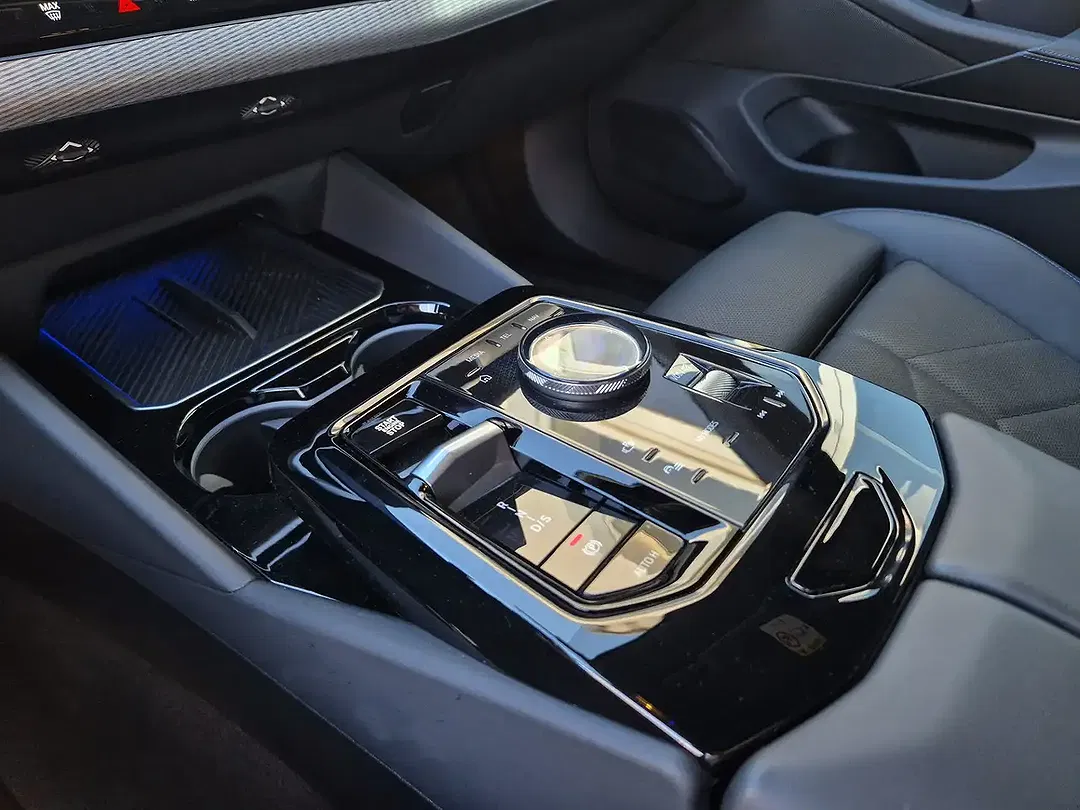 BMW 530 xDrive - Thumbnail 11