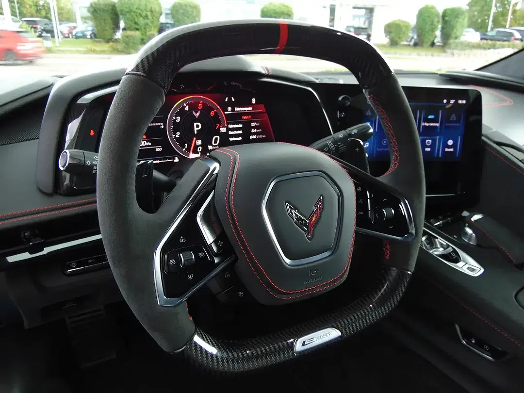 Corvette C8 E-Ray - Thumbnail 9