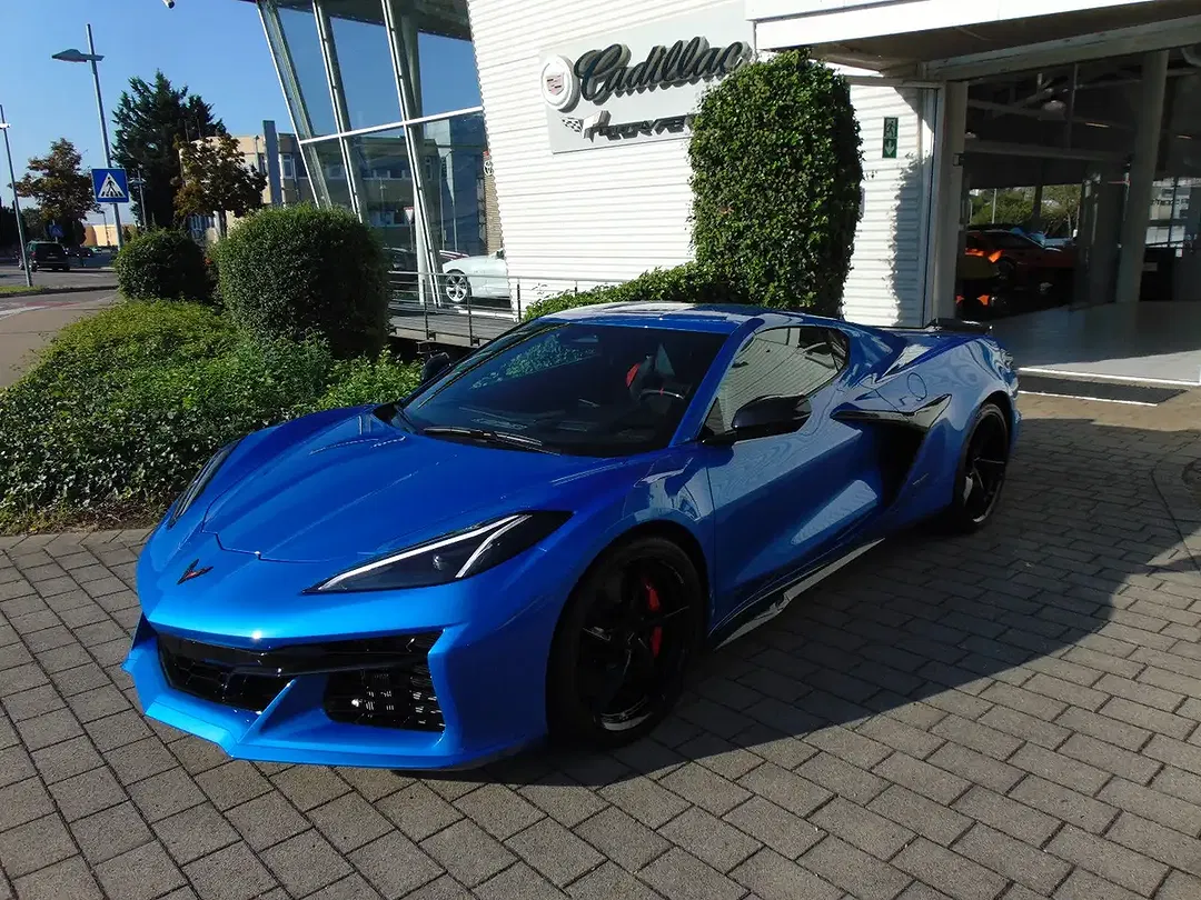Corvette C8 E-Ray - foto 1