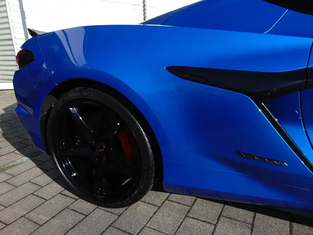 Corvette C8 E-Ray - Thumbnail 20