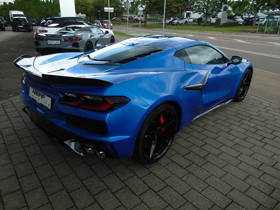 Corvette C8 E-Ray - Thumbnail 7
