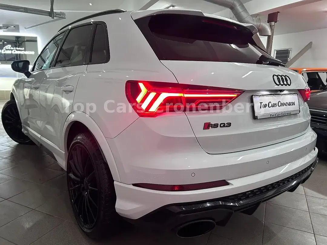 Audi RS Q3 2.5 TFSI quattro - Thumbnail 4