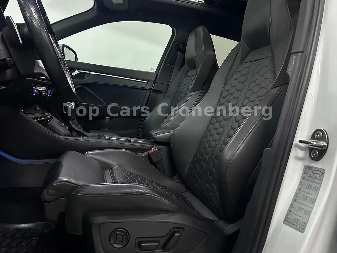 Audi RS Q3 2.5 TFSI quattro - Thumbnail 5