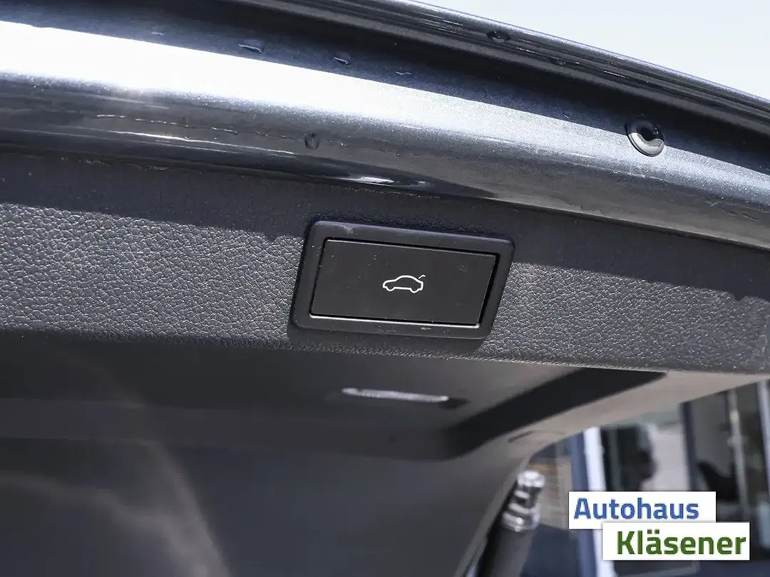Skoda Superb 2.0 TDI DSG 4x4 Combi Scout - Thumbnail 11