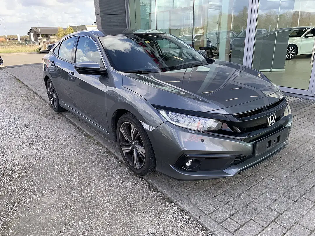 Honda Civic 1.5 i-VTEC CVT Elegance - foto 2
