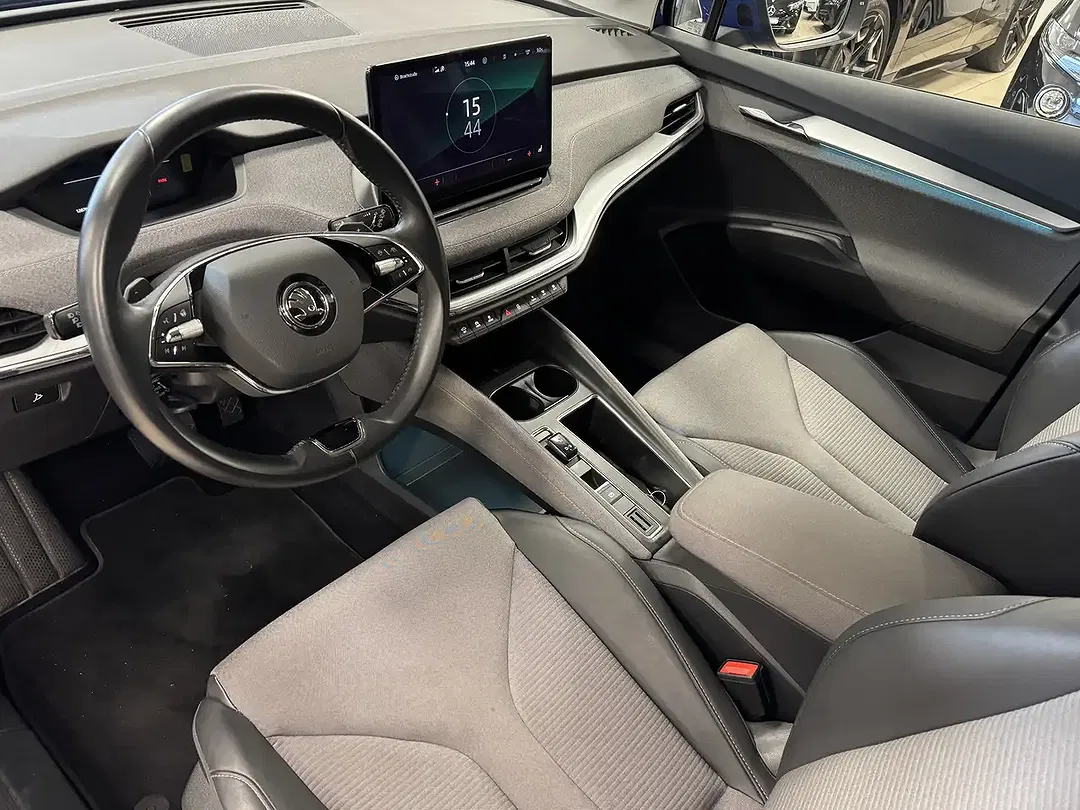 Skoda Enyaq 60 Loft - Thumbnail 12