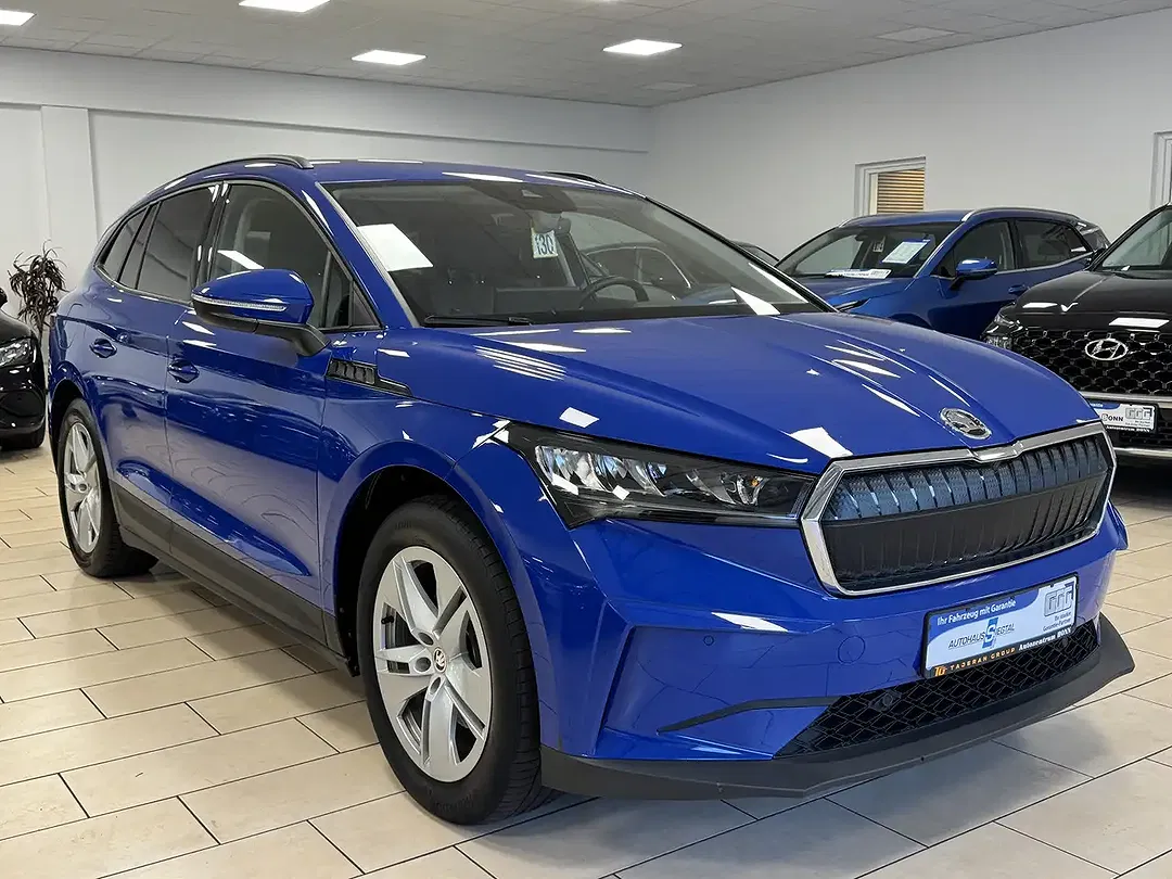 Skoda Enyaq 60 Loft - Thumbnail 3