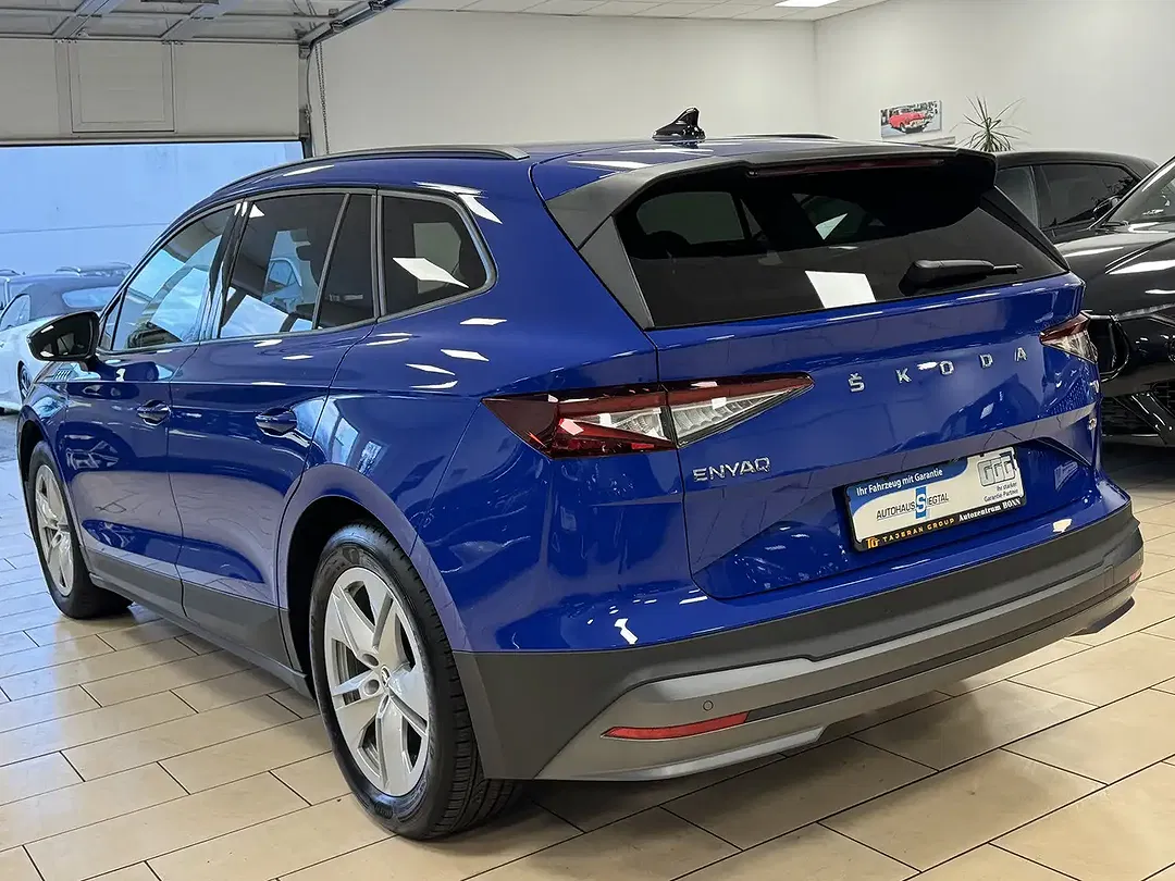 Skoda Enyaq 60 Loft - Thumbnail 6