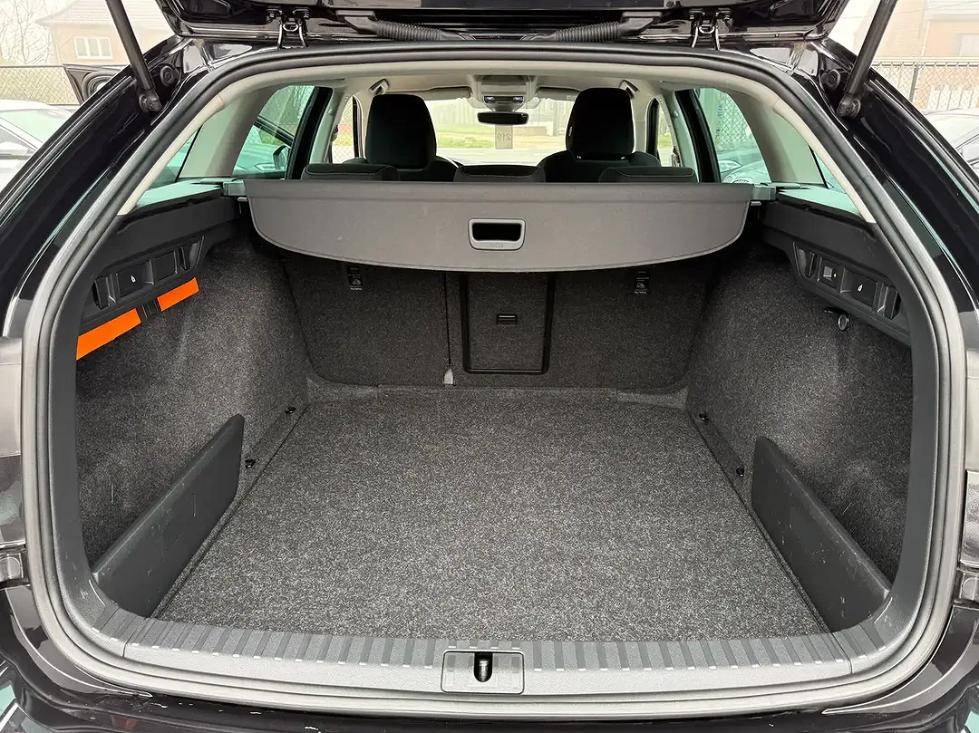 Skoda Octavia 1.0 TSI - foto 15