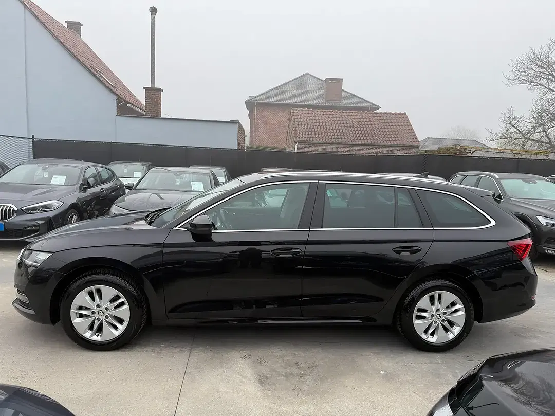 Skoda Octavia 1.0 TSI - Thumbnail 8