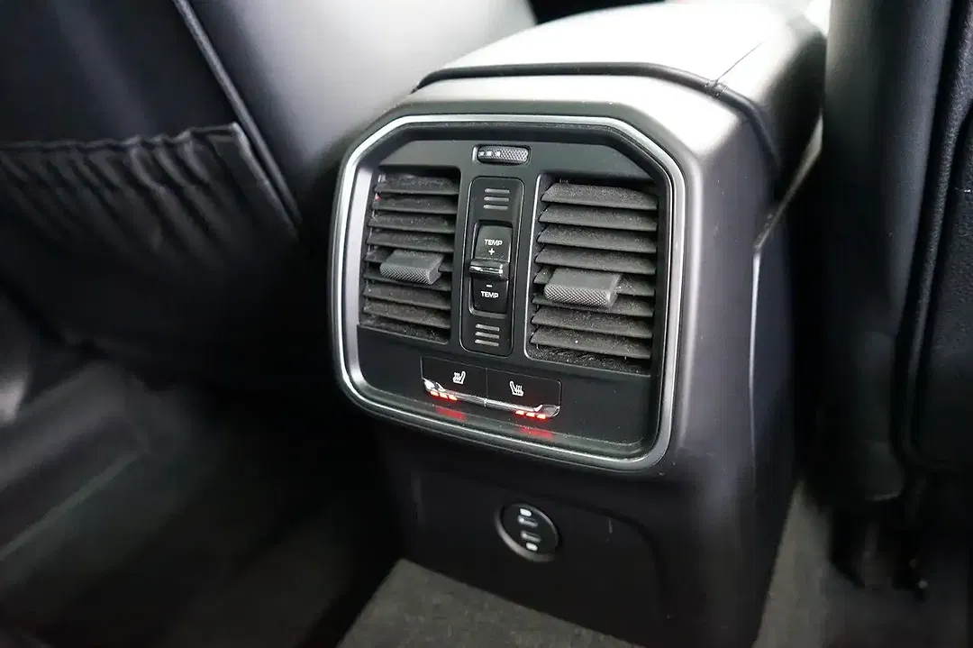 Porsche Macan Sport Design Sport Chrono S - Thumbnail 14