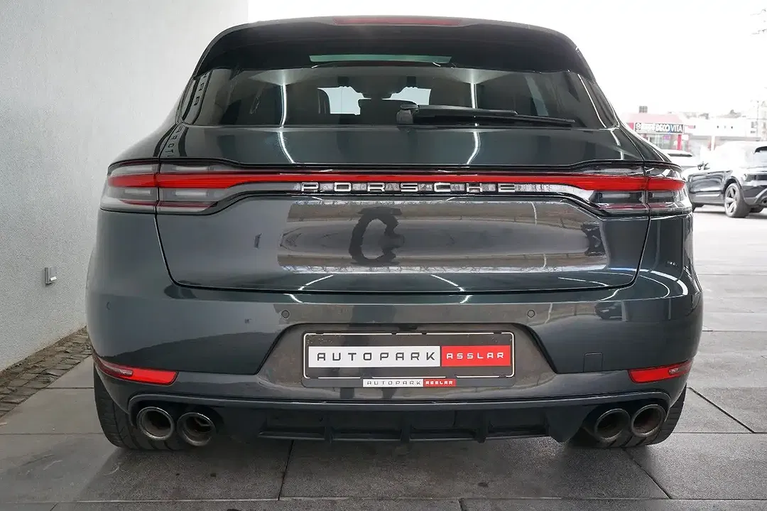 Porsche Macan Sport Design Sport Chrono S - Thumbnail 3