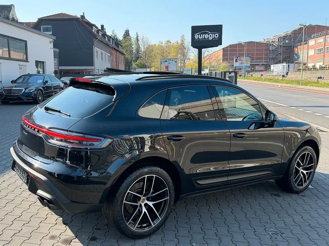 Porsche Macan AUT - Thumbnail 11