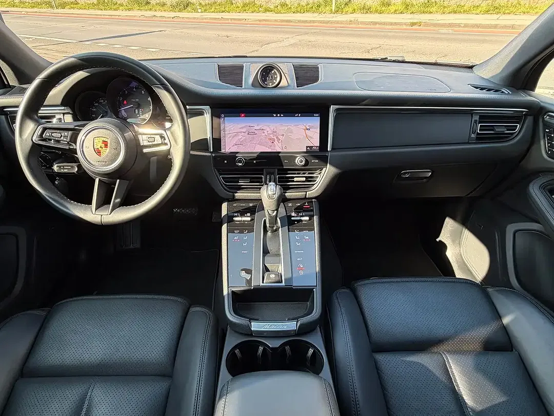 Porsche Macan AUT - Thumbnail 13