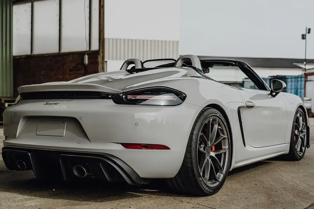 Porsche 718 Spyder - Thumbnail 3