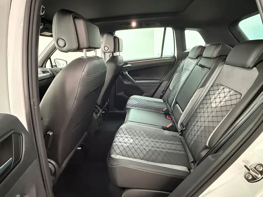 Volkswagen Tiguan 4Motion R-Line - Thumbnail 13
