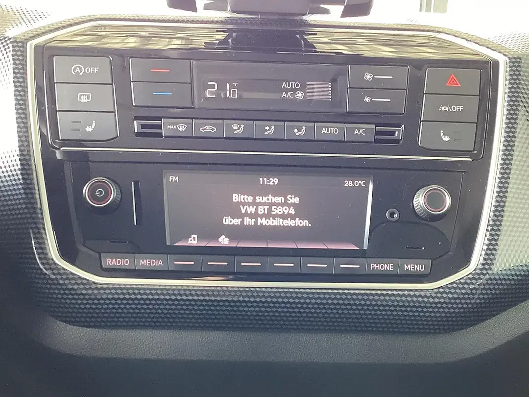 Volkswagen up! 1.0 Black Edition Style - Thumbnail 11