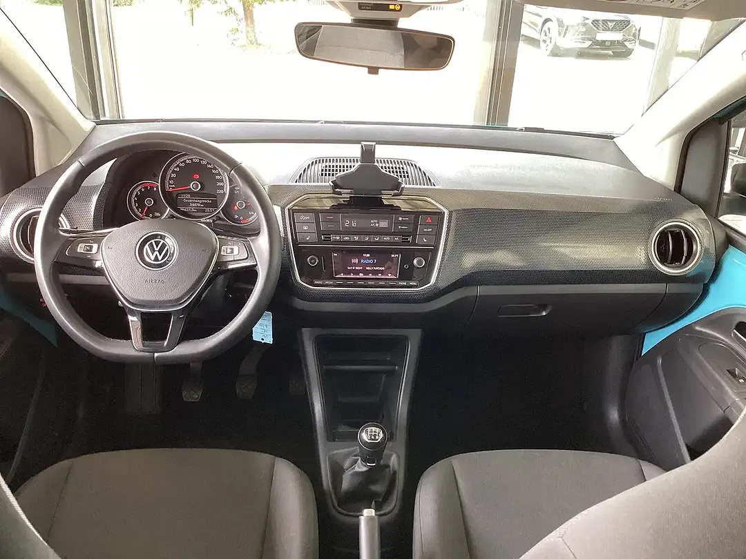 Volkswagen up! 1.0 Black Edition Style - Thumbnail 6