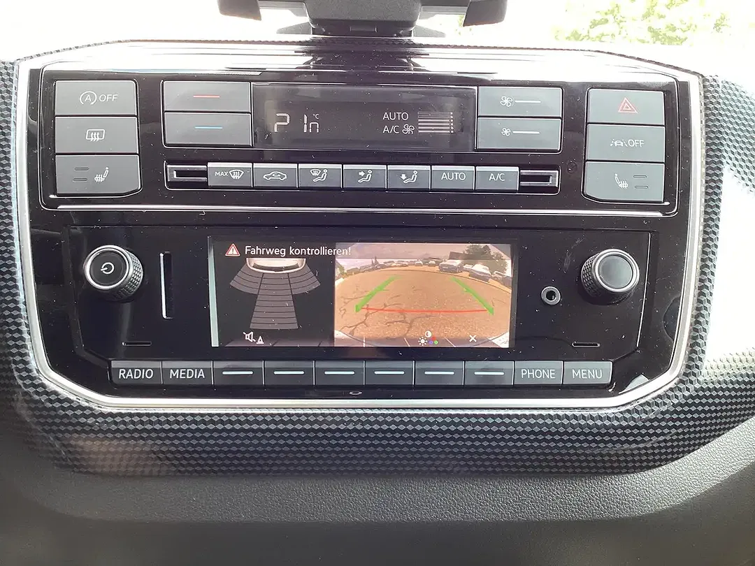 Volkswagen up! 1.0 Black Edition Style - Thumbnail 9