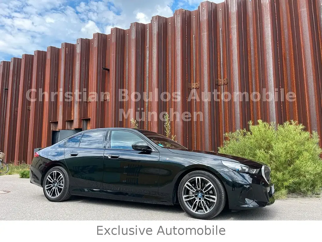 BMW i5 eDrive M Sport - Thumbnail 8
