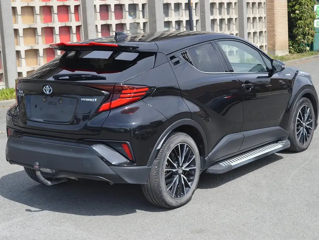 Toyota C-HR VVT-i Hybrid - Thumbnail 3