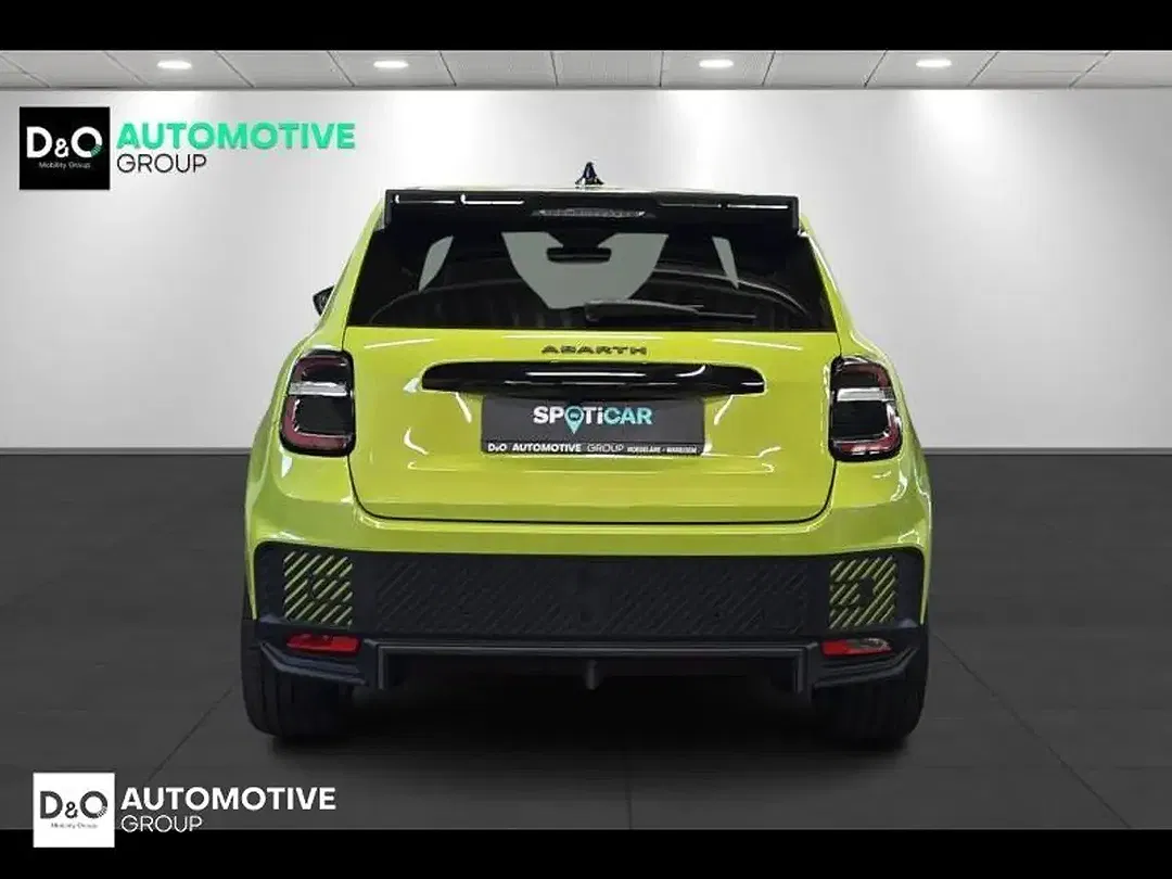 Abarth 600e Scorpionissima - Thumbnail 4