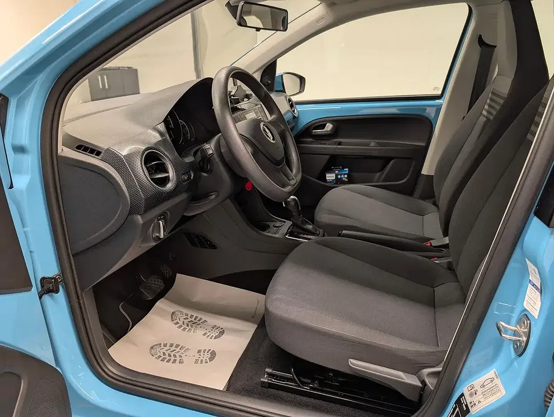Volkswagen up! - Thumbnail 9