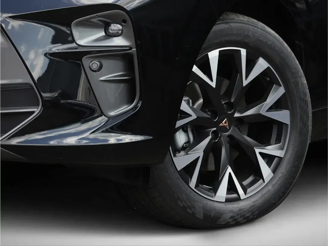 CUPRA Terramar 1.5 eTSI DSG - Thumbnail 4