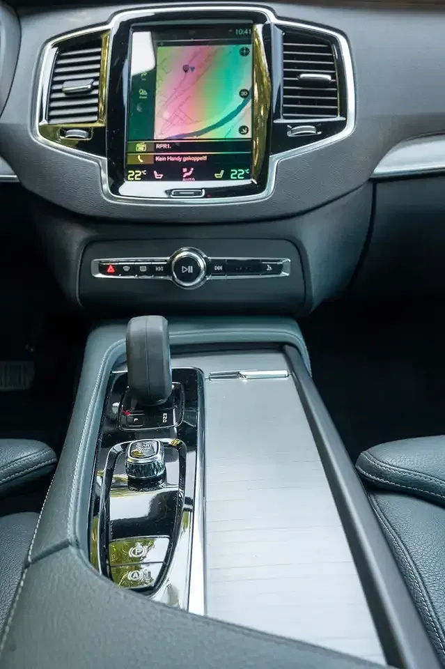 Volvo XC90 T8 PHEV AWD Recharge Inscription Expression - Thumbnail 11