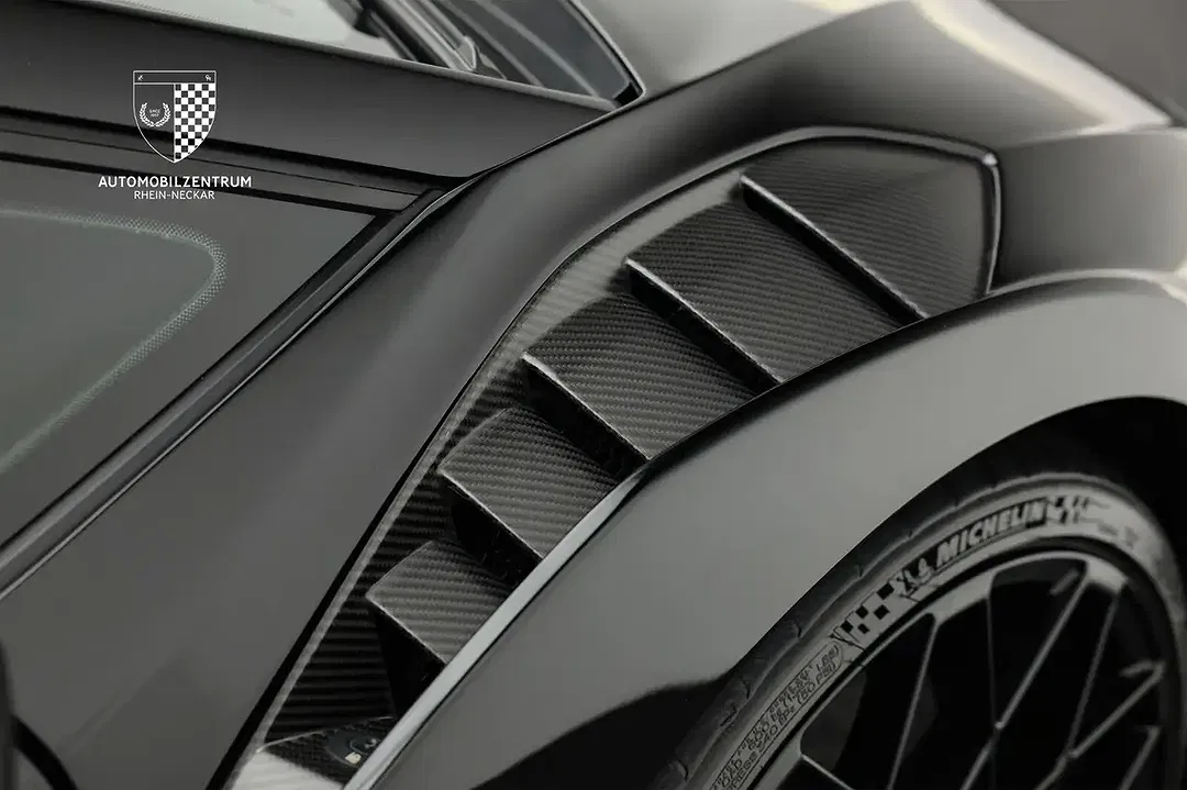Lamborghini Huracán STO - Thumbnail 13