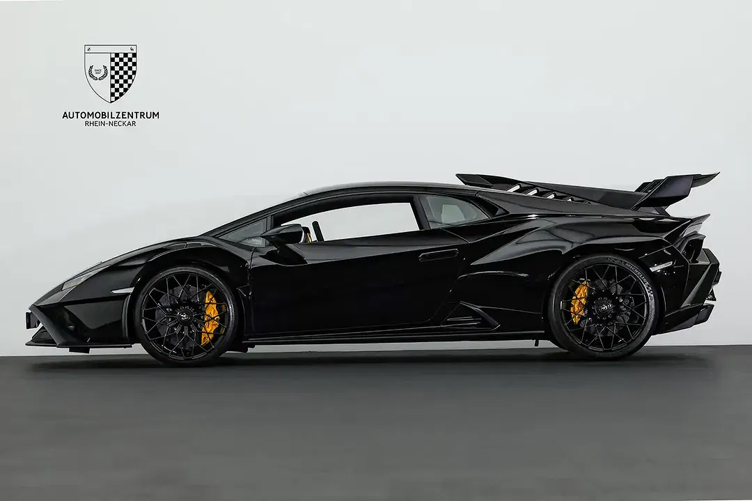 Lamborghini Huracán STO - Thumbnail 4